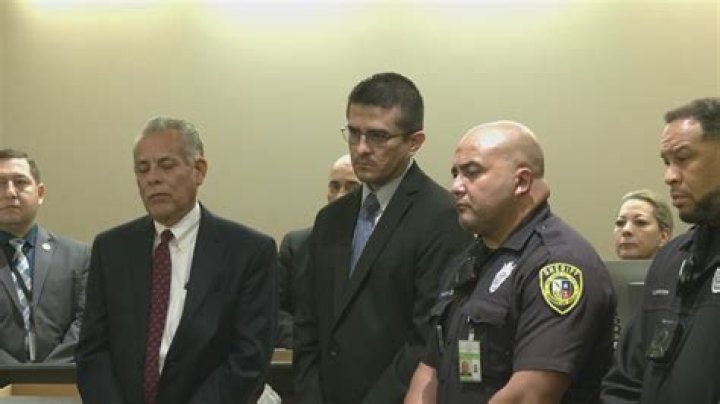 Border Patrol agent Juan David Ortiz indicted on capital murder charge in deaths of four women